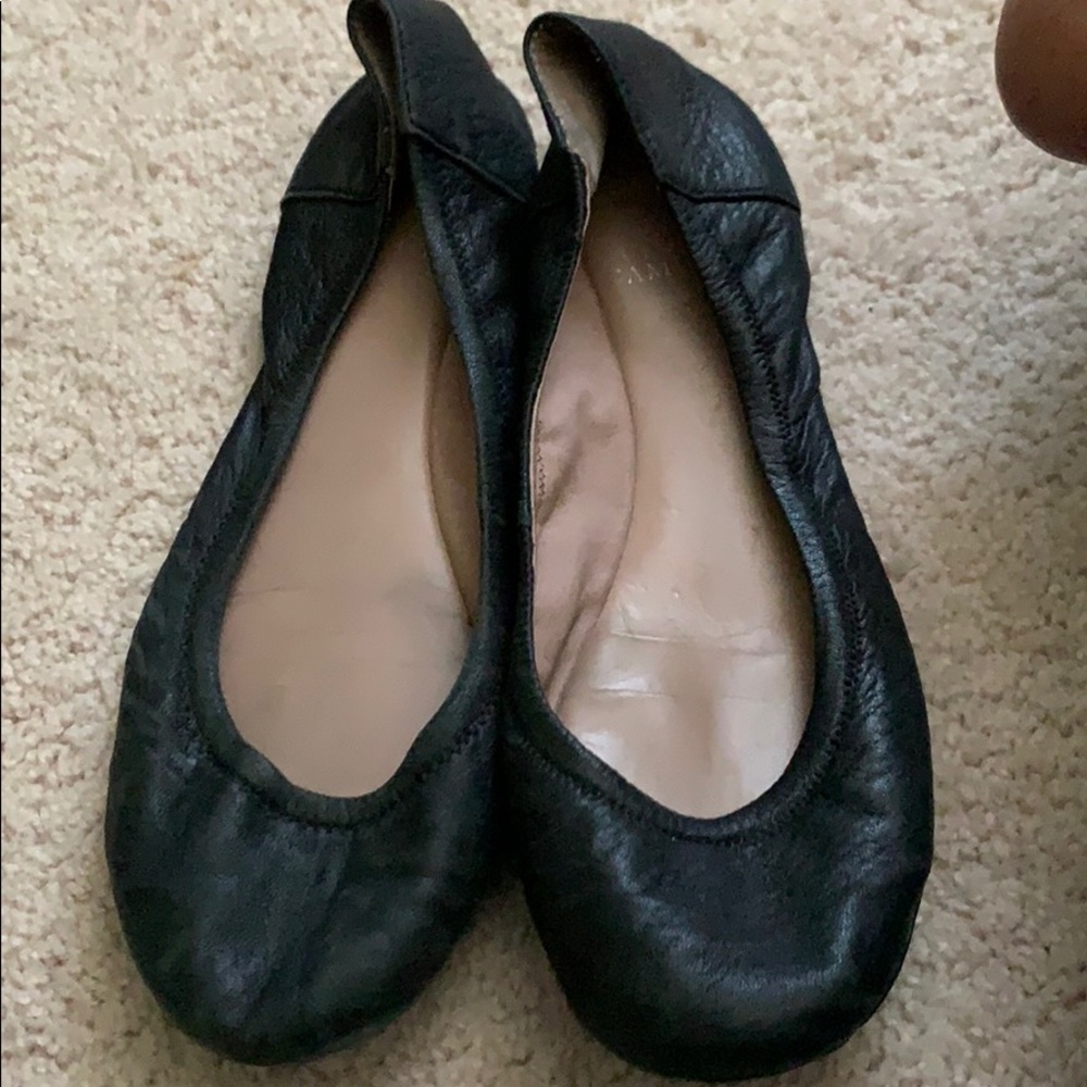 Vince Camuto ballet flats